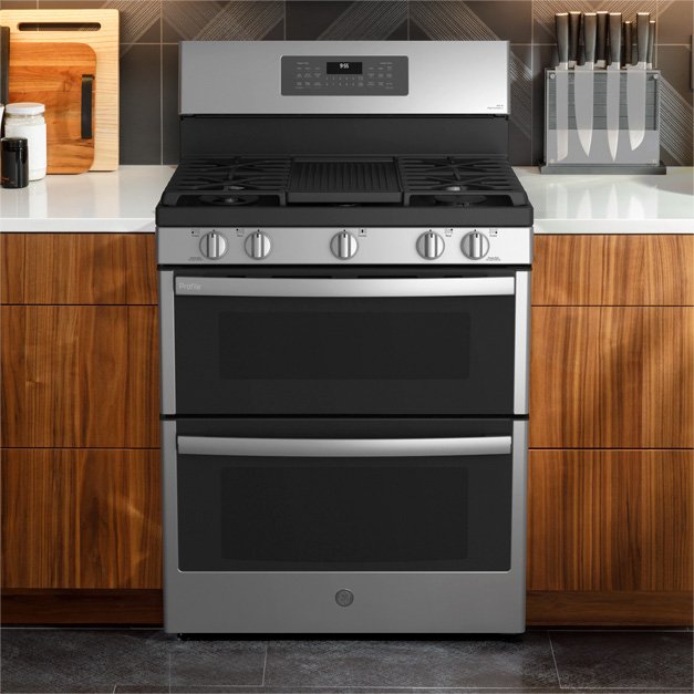 Range in a kitchen. Range in a kitchen.